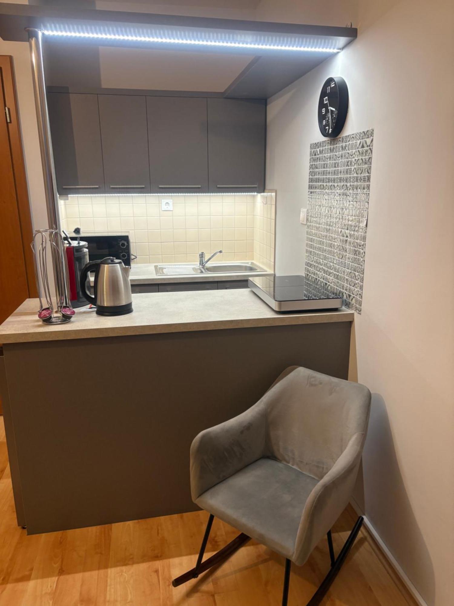 Grace Apartman Hajdúszoboszló Buitenkant foto